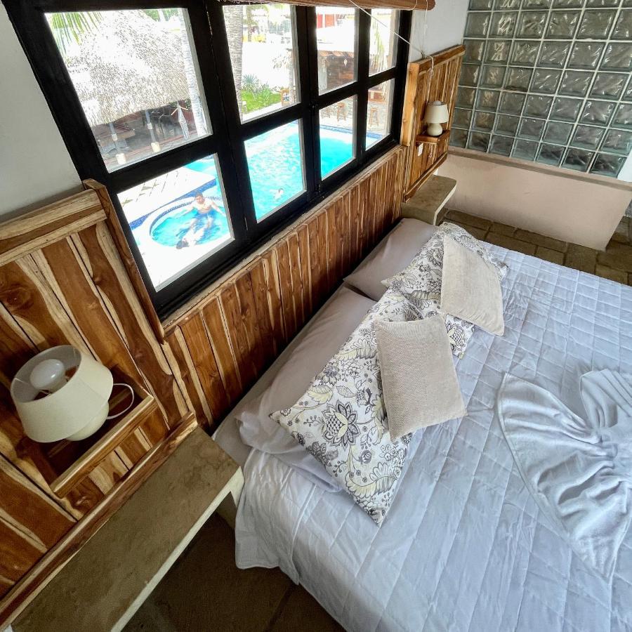 מונטריסיו Johnnys Place Hotel מראה חיצוני תמונה